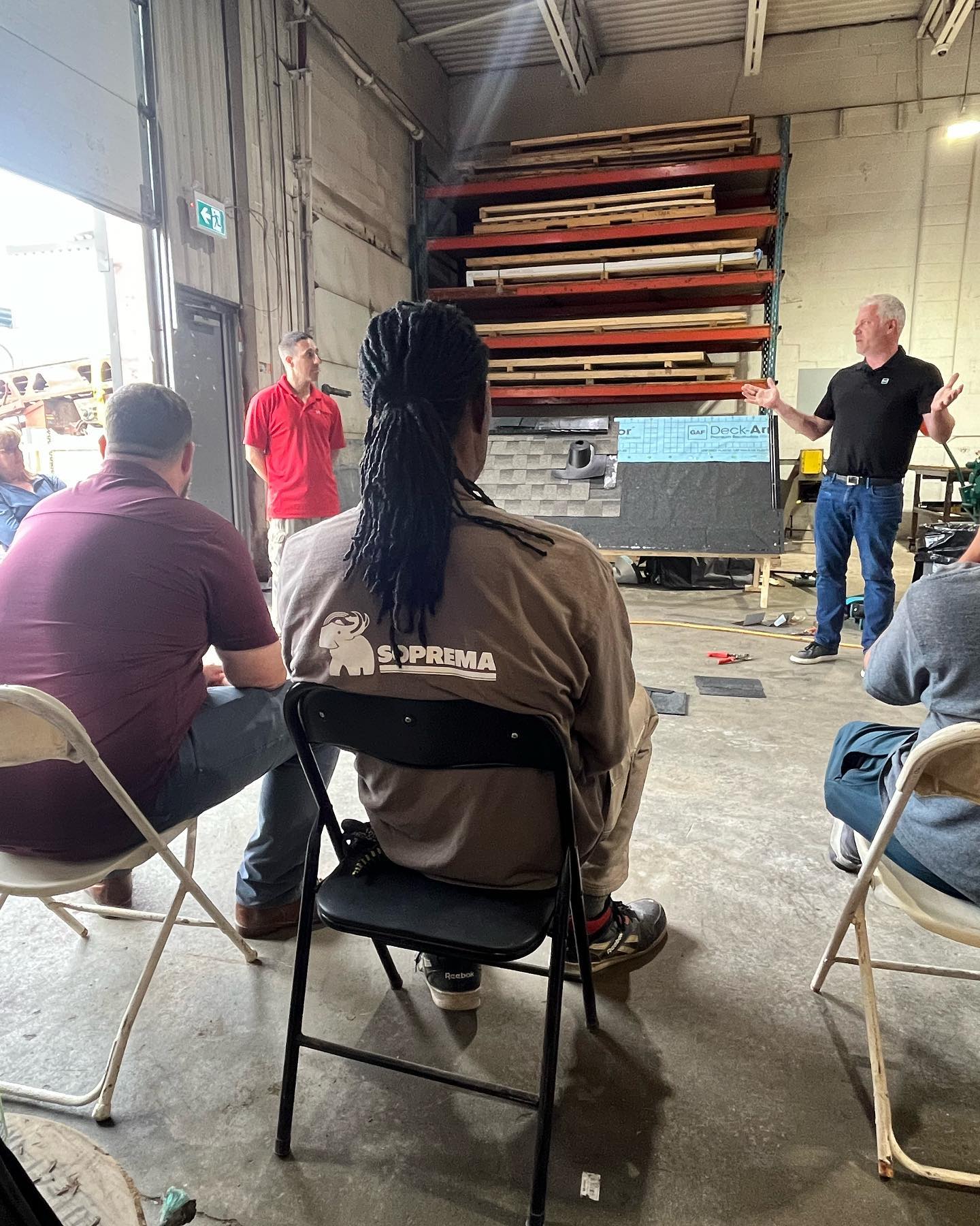 Productive rain day with @gafroofing CARE hands-on install training today ✏️🎓🏠
.
.
.
#roofingcontractor #shingles #gafmasterelite #guelphbusiness #training